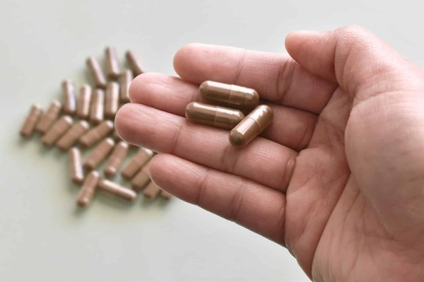 What Are the Must-Have Simple Pieces for a Capsule Work Wardrobe?